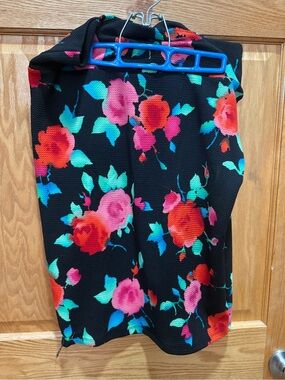 LuLaRoe Black Skirt with Bright Red and Pink Floral Accents